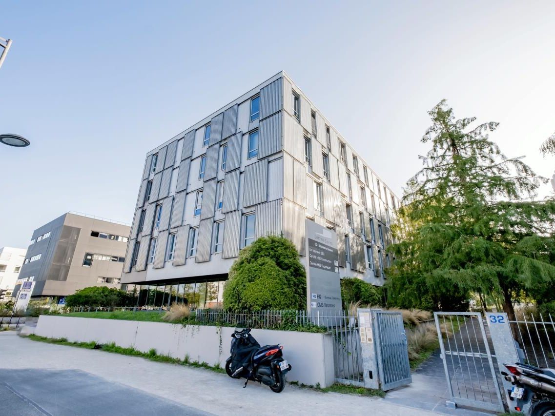 Location Bureaux 1311.32 m² divisibles 33300 Bordeaux