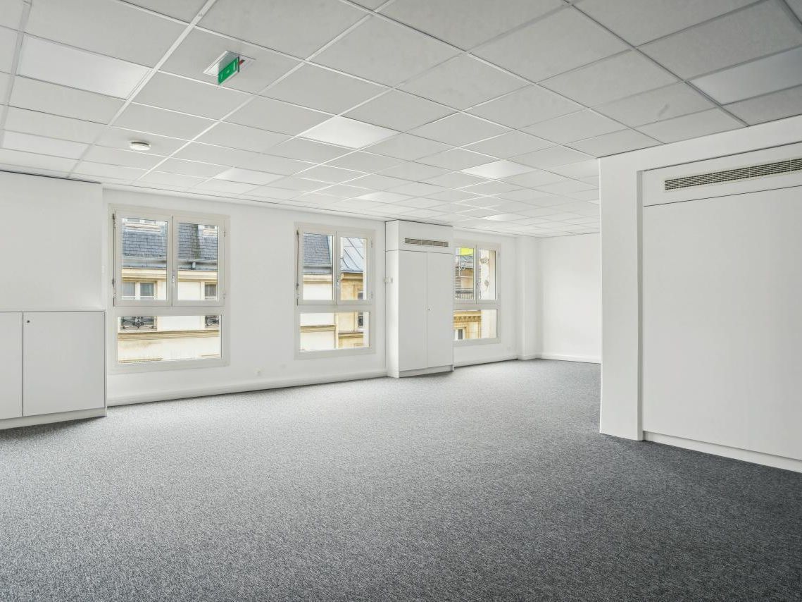 Location bureaux à Paris 75002