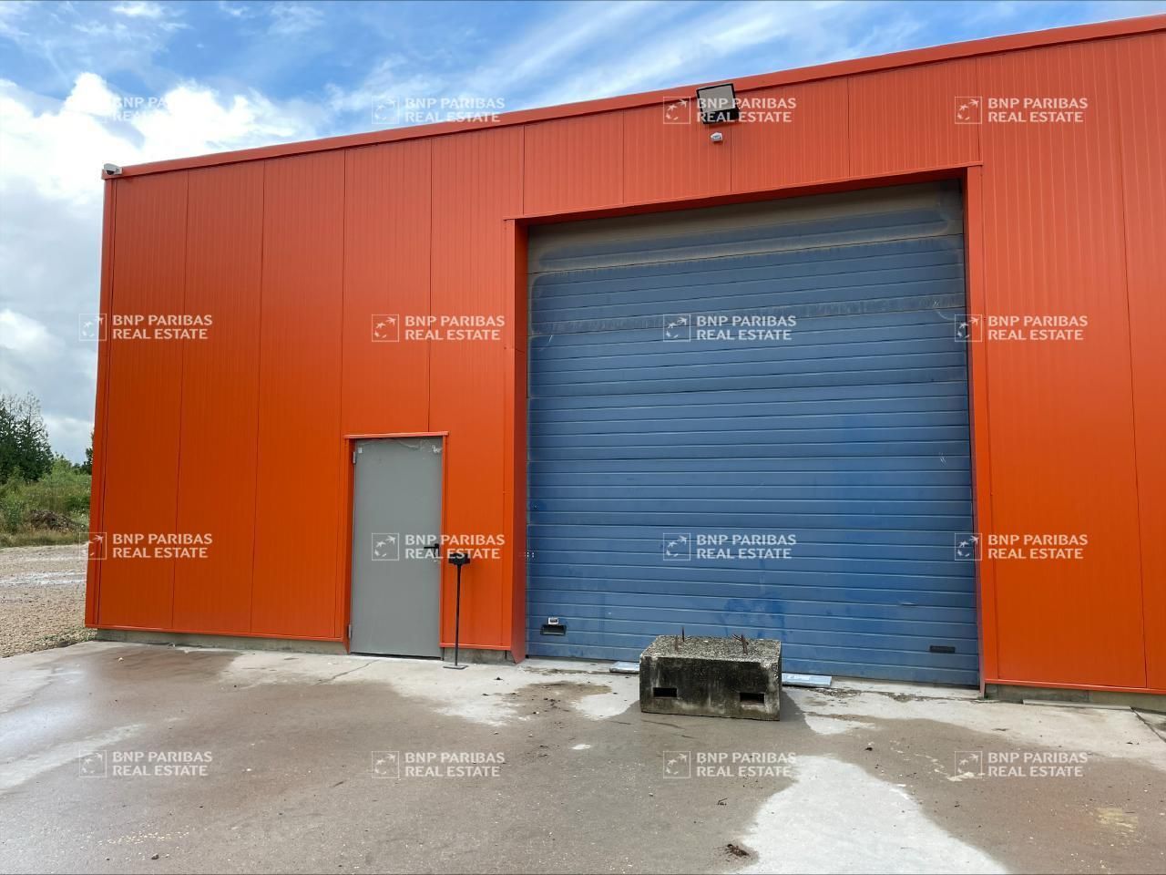 390 m² pour ce activité en location à Bois-de-haye