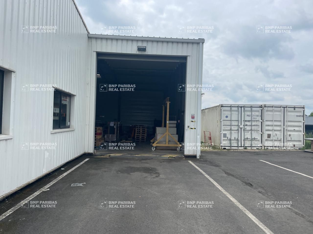 Location Activité 736 m² non divisibles 45400 Semoy