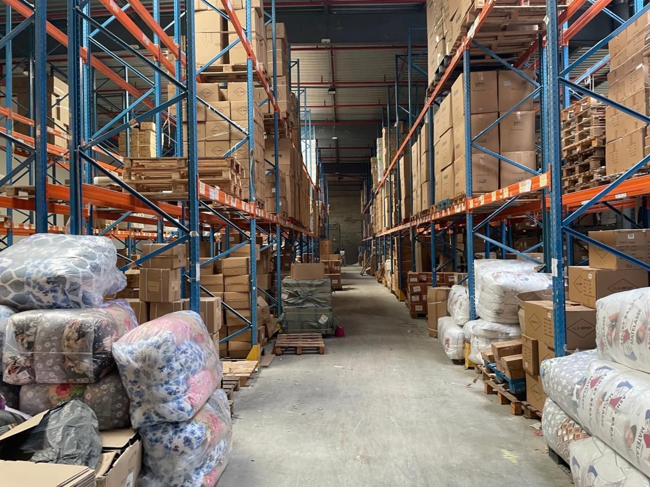 2885 m² pour ce pme-pmi en location à Stains