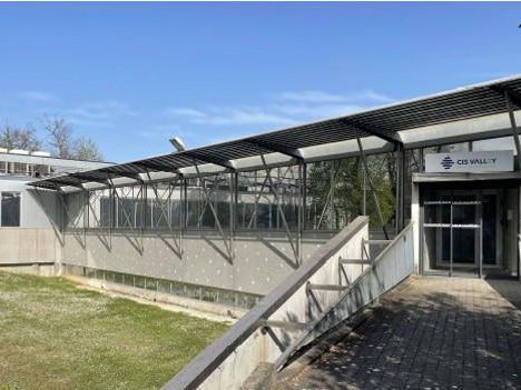 Vente Bureaux 1933 m² non divisibles 33520 Bruges