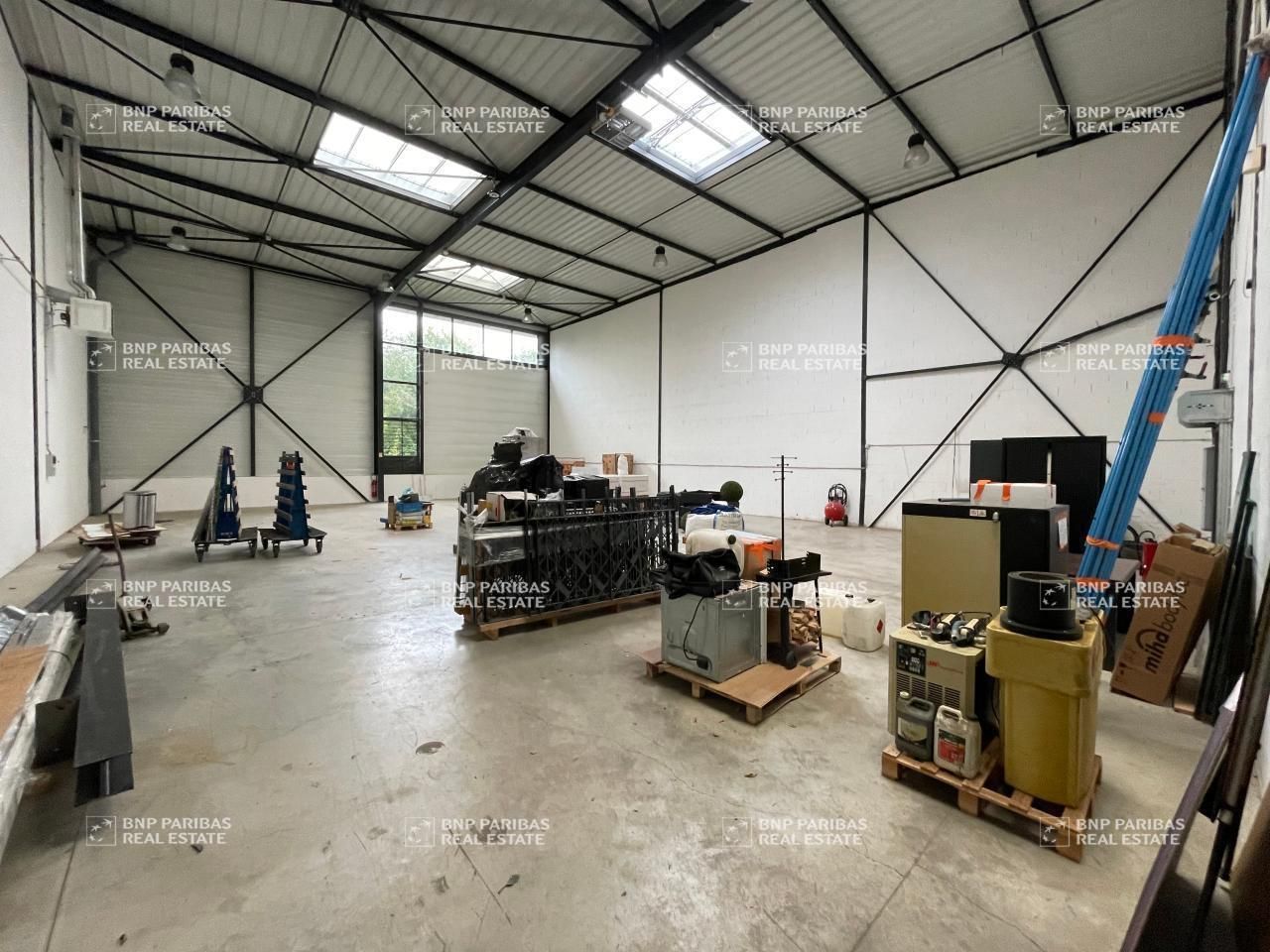 Location PME-PMI 540 m² non divisibles 77144 Montévrain