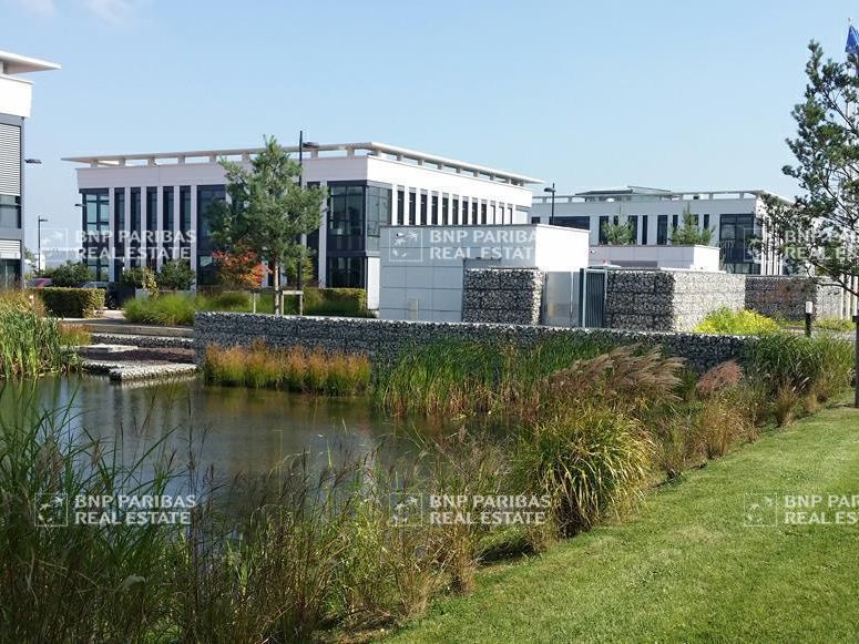 Location Bureaux 2492 m² divisibles 78990 Elancourt