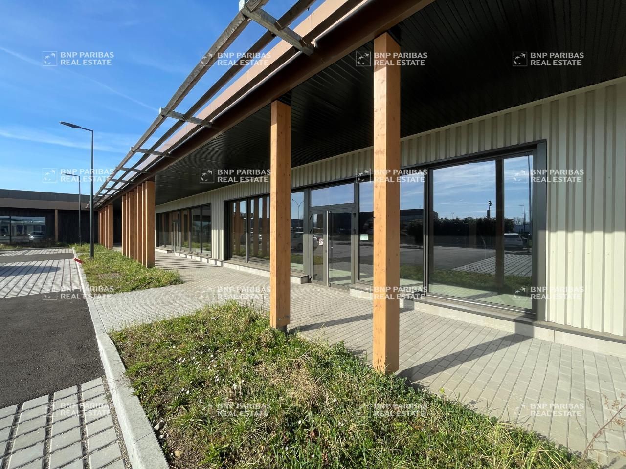 3684 m² pour ce activité en vente à Illzach