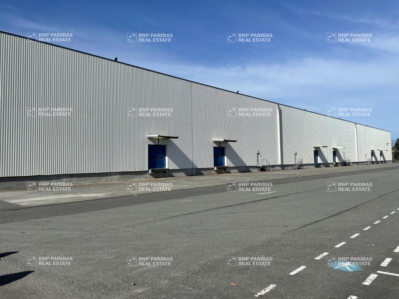 7359.21 m² pour cetentrepôts classe b en location à Cestas