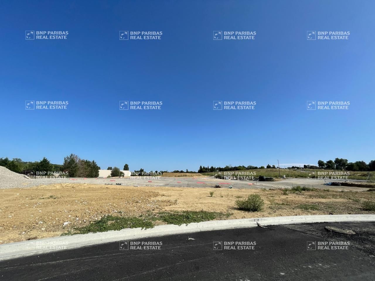 Vente Terrains 39338 m² non divisibles 31280 Drémil-lafage