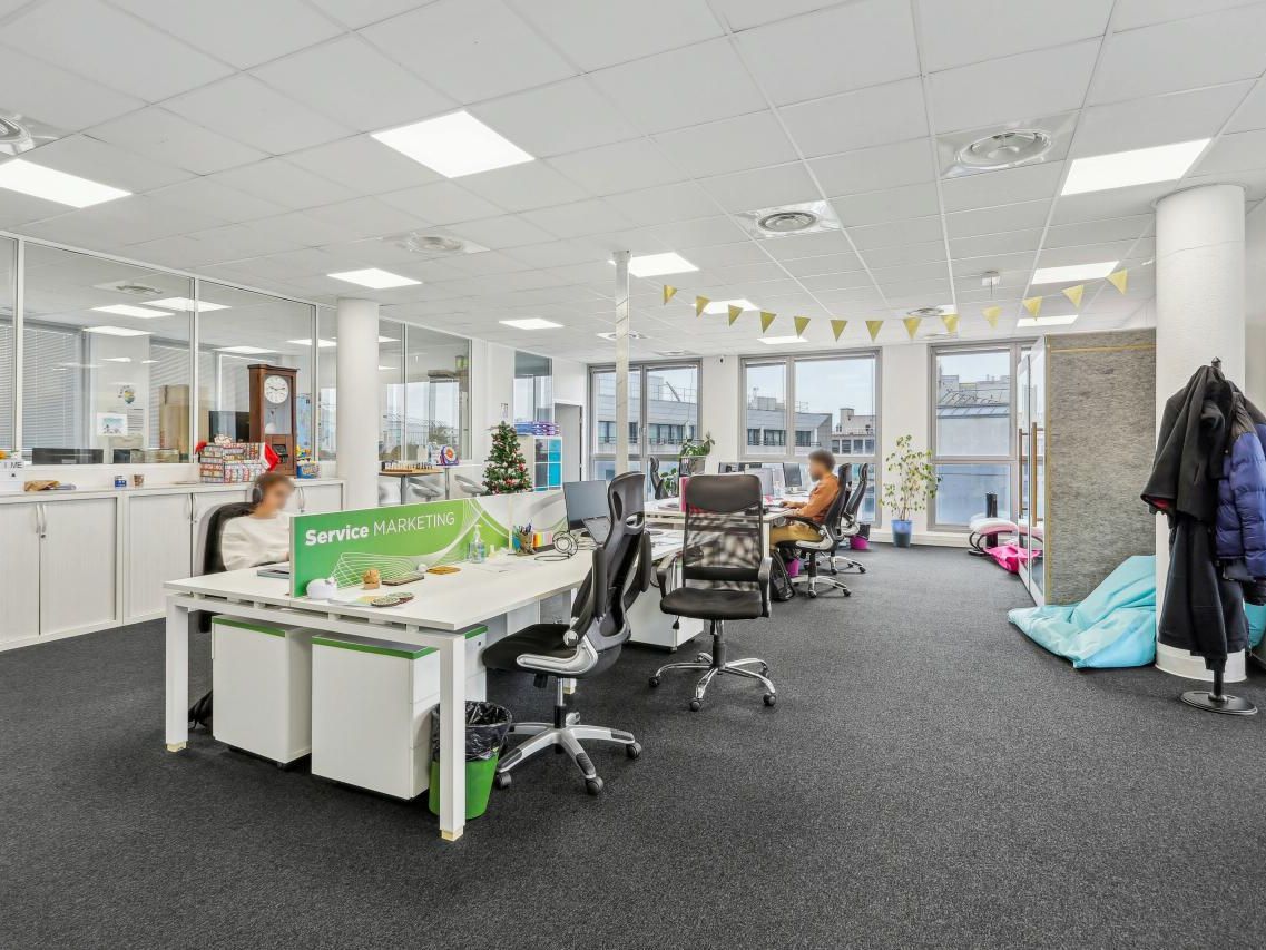 Location Bureaux 295 m² non divisibles 93100 Montreuil