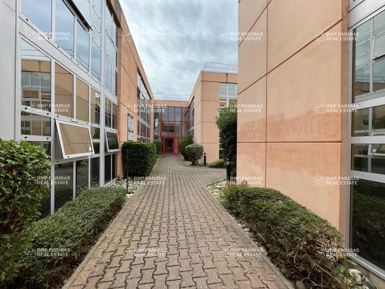 163.76 m² pour ce bureaux en location à Toulouse