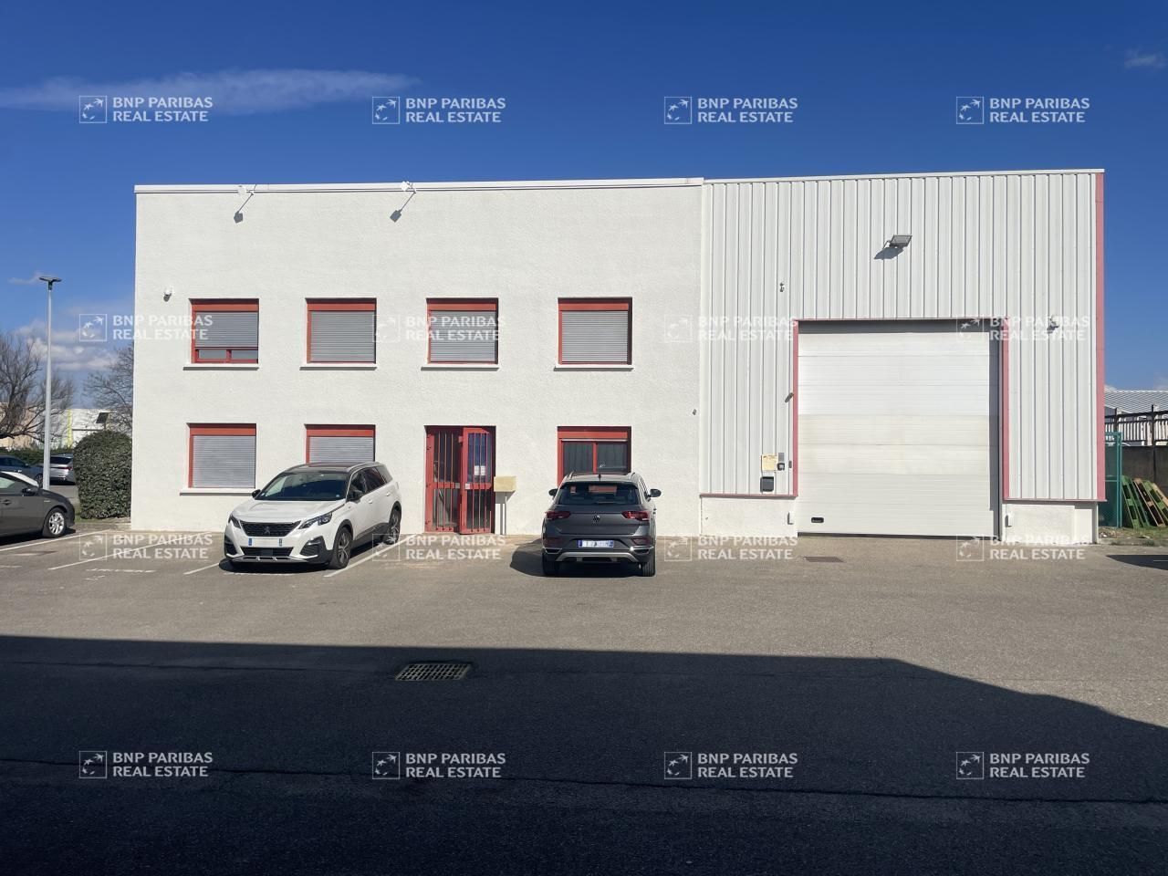Location Activité 1475 m² non divisibles 69200 Vénissieux