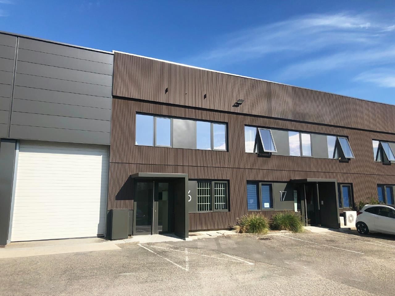 Location Activité 1020 m² divisibles 69570 Dardilly