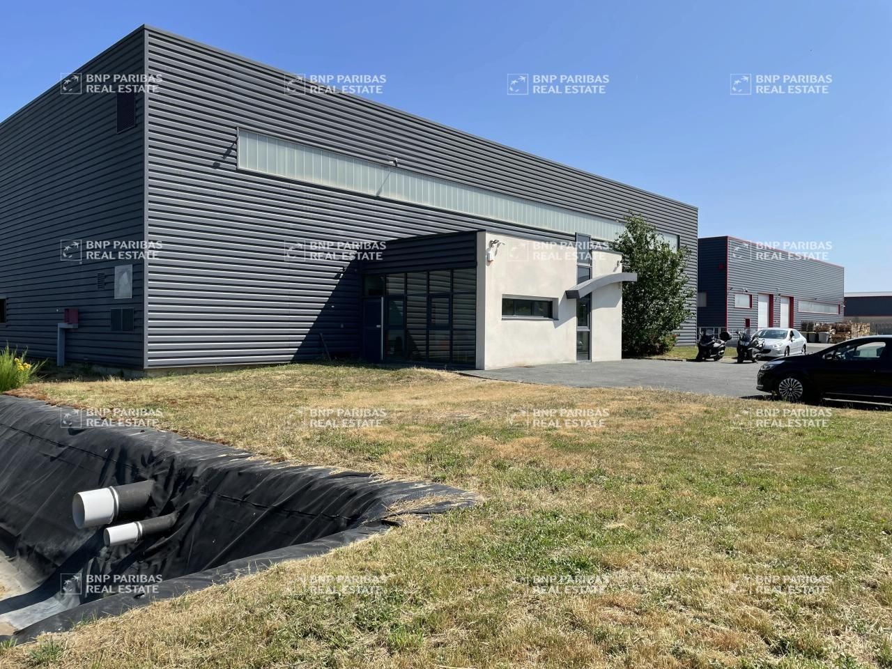 Location Activité 3355 m² non divisibles 44140 La planche