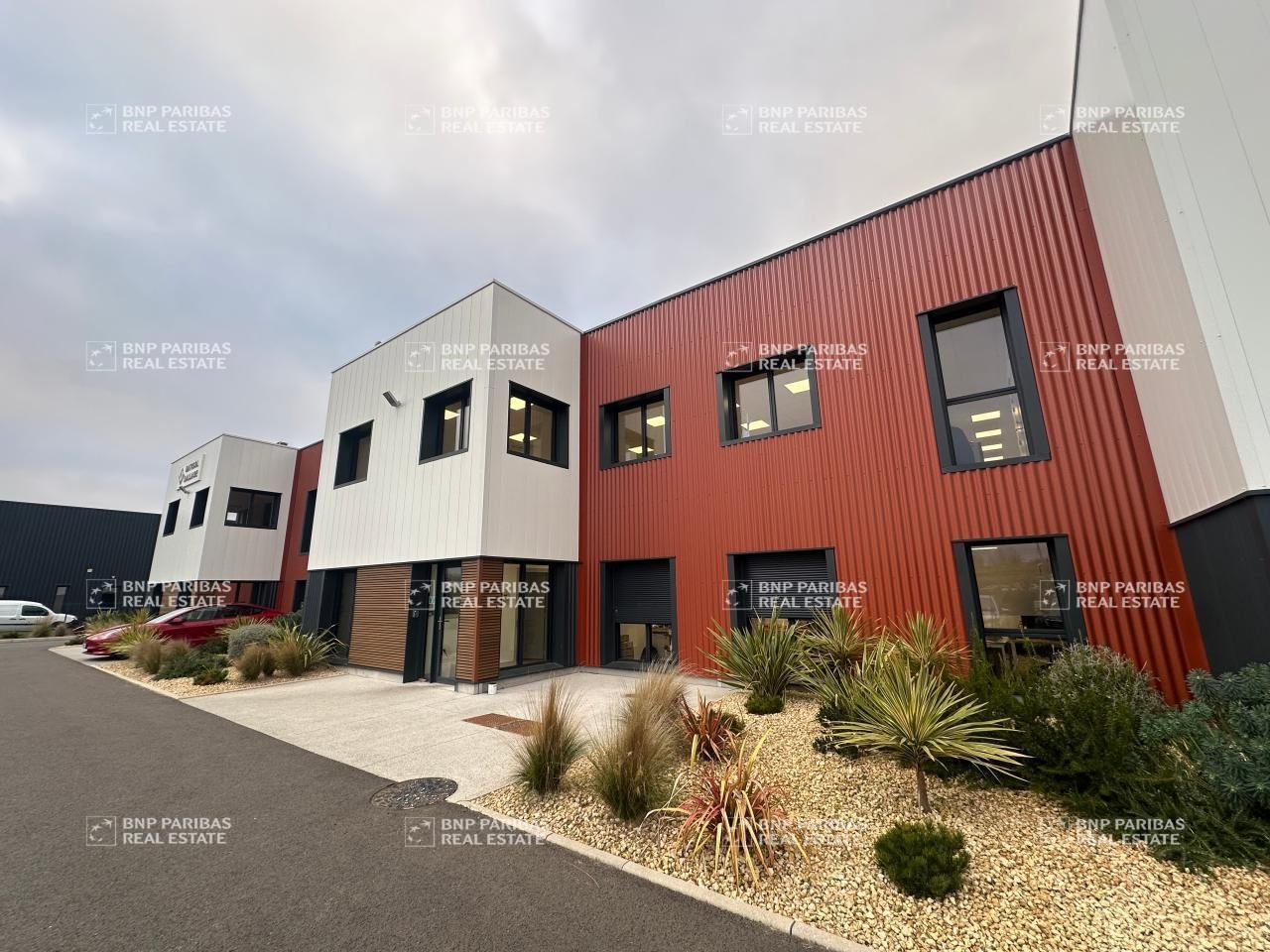 Location Activité 373 m² non divisibles 37700 La ville-aux-dames