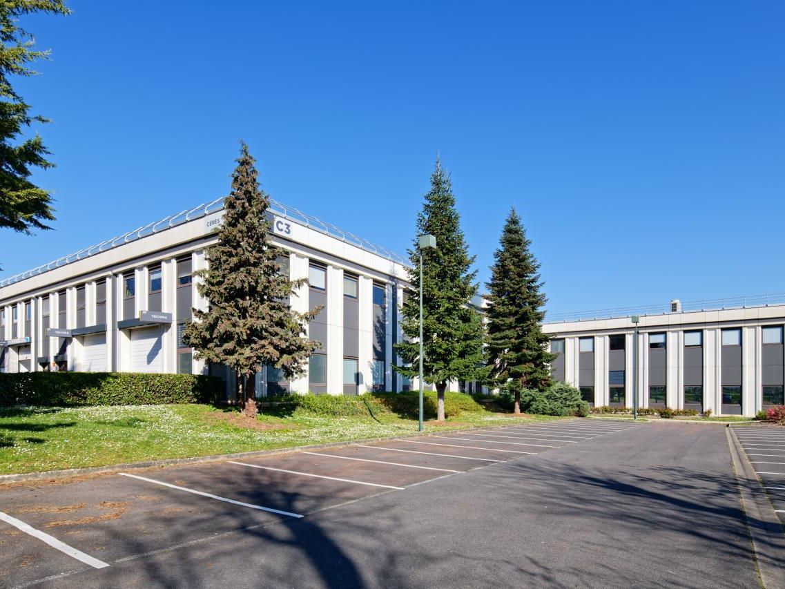 597 m² pour ce pme-pmi en location à Cergy