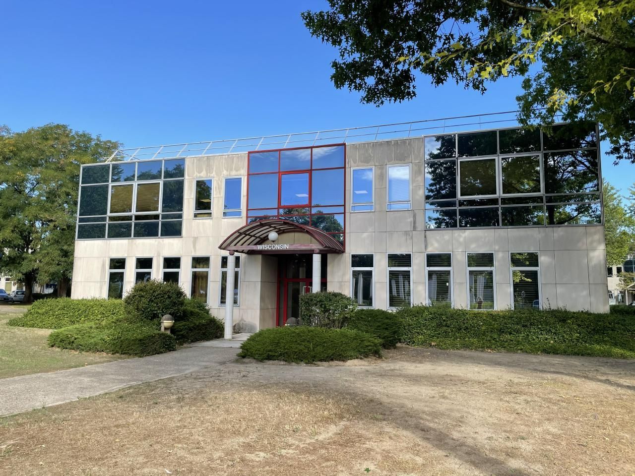 Location Bureaux 95 m² non divisibles 95610 Éragny