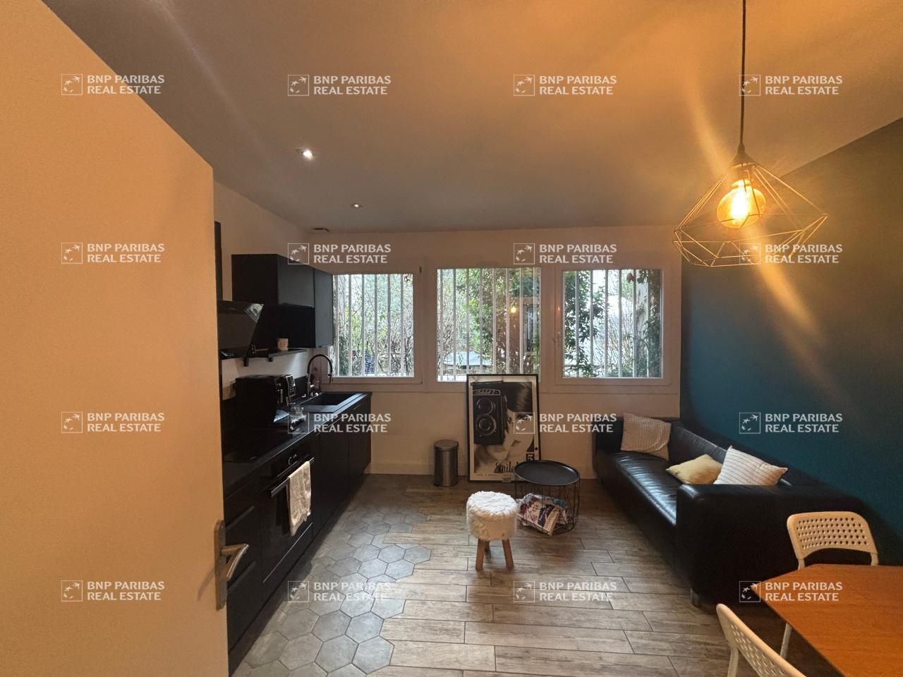 164 m² pour ce bureaux en location à Saint-martin-le-vinoux