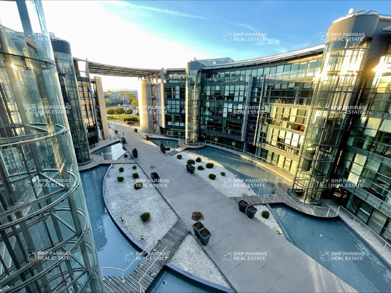 1796 m² pour ce bureaux en location à Schiltigheim