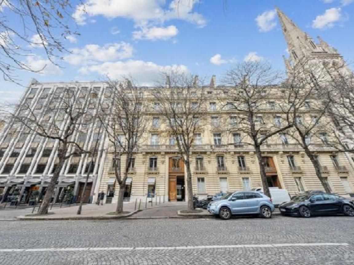 Location Bureaux 450 m² non divisibles 75008 Paris