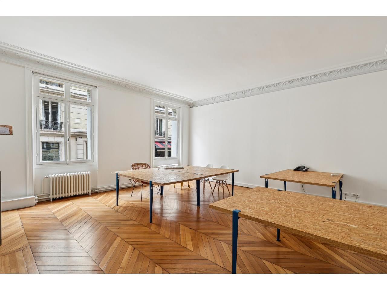 Location bureaux à Paris 75008