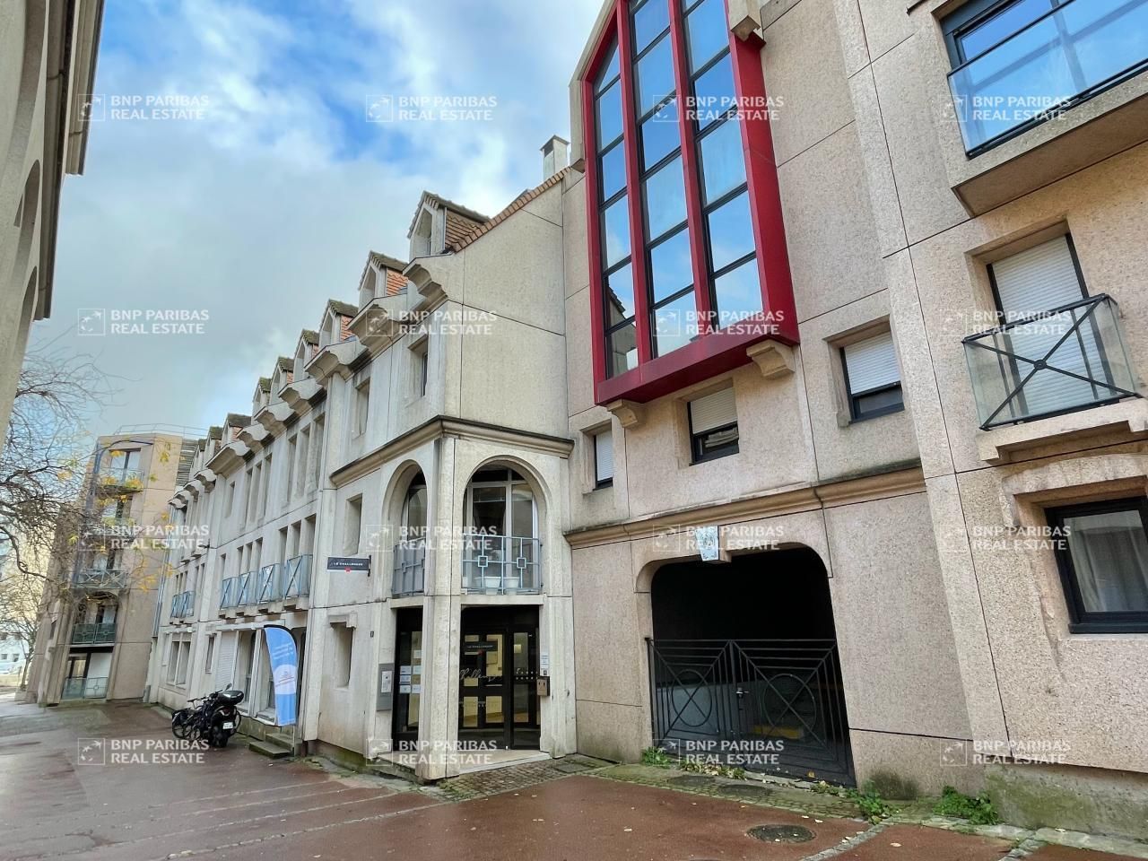 Location Bureaux 1211 m² divisibles 76100 Rouen