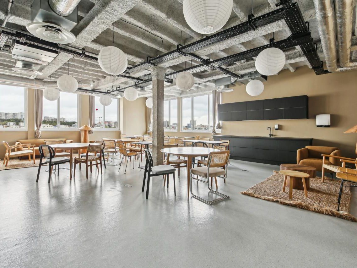 Location Bureaux 5381.18 m² divisibles 93100 Montreuil