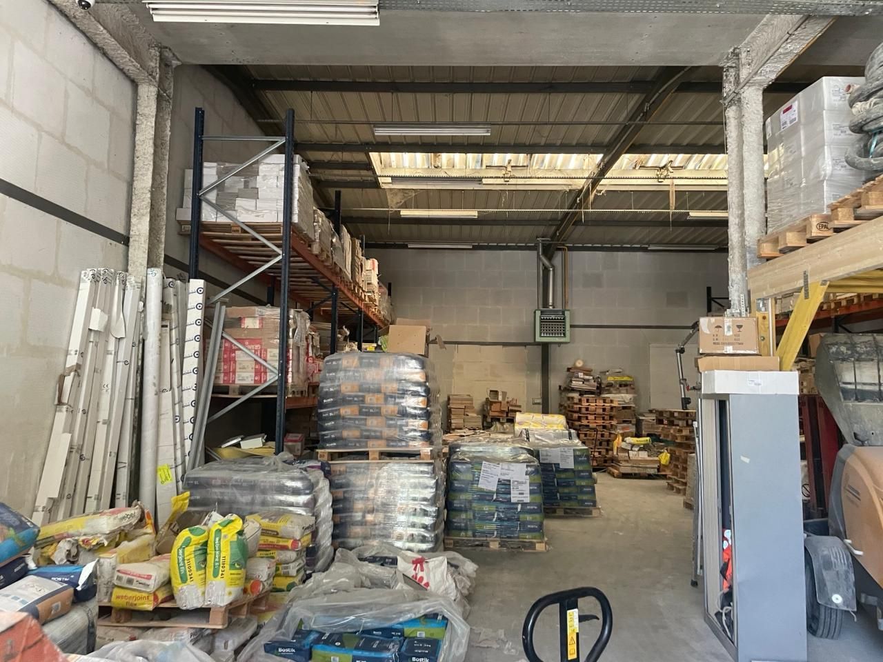 427.85 m² pour ce pme-pmi en vente à Sevran