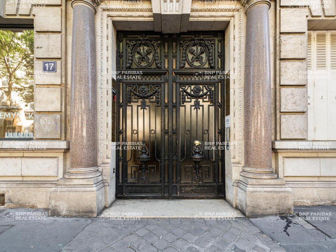 Location Bureaux 162.5 m² non divisibles 75007 Paris