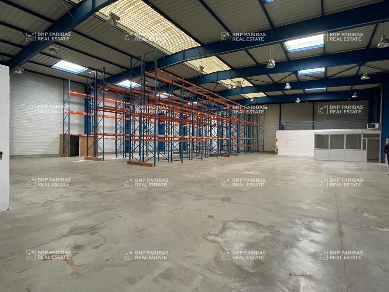 Location Activité 1500 m² non divisibles 44980 Sainte-luce-sur-loire