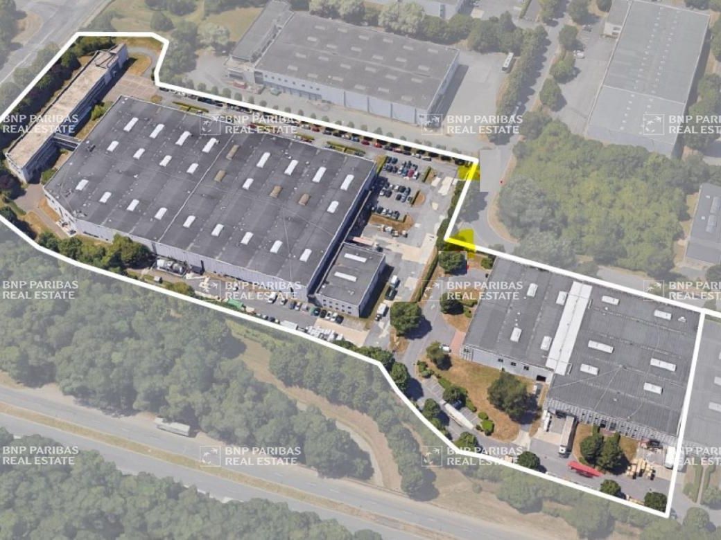 Vente Entrepôts classe C 13604 m² non divisibles 77183 Croissy-beaubourg