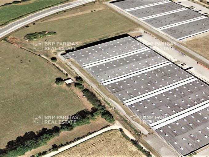 Location Entrepôts classe A 33646 m² non divisibles 38140 Rives
