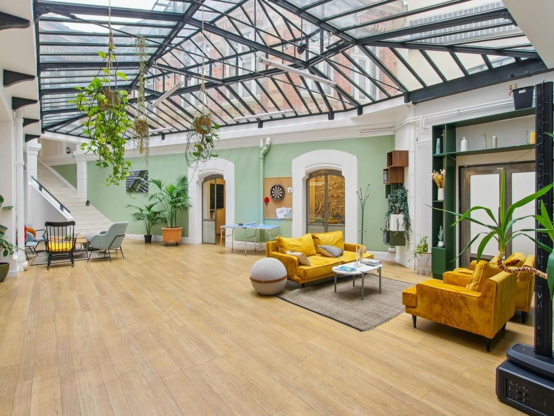 Location Bureaux 1475 m² divisibles 75010 Paris