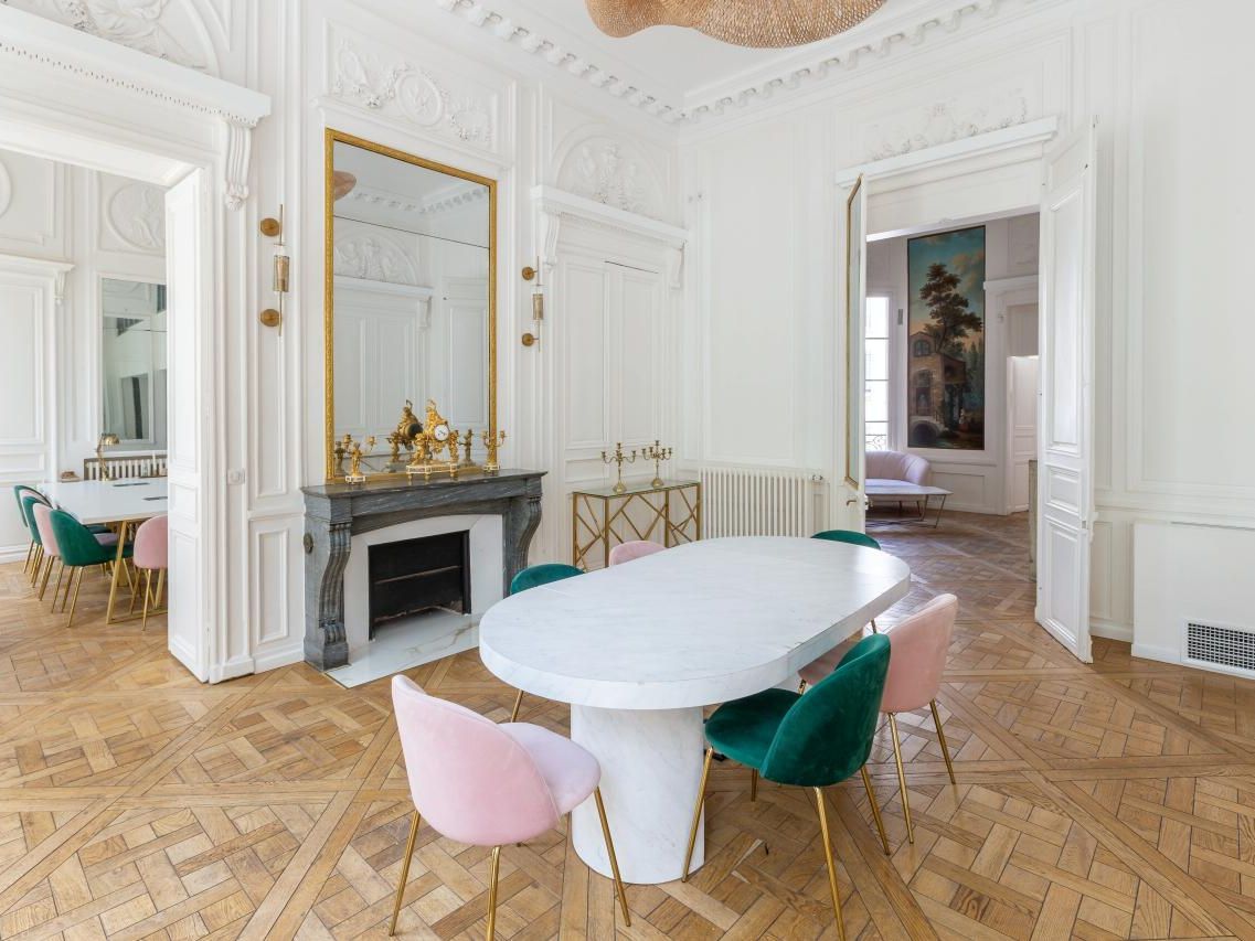 164 m² pour ce bureaux en location à Paris