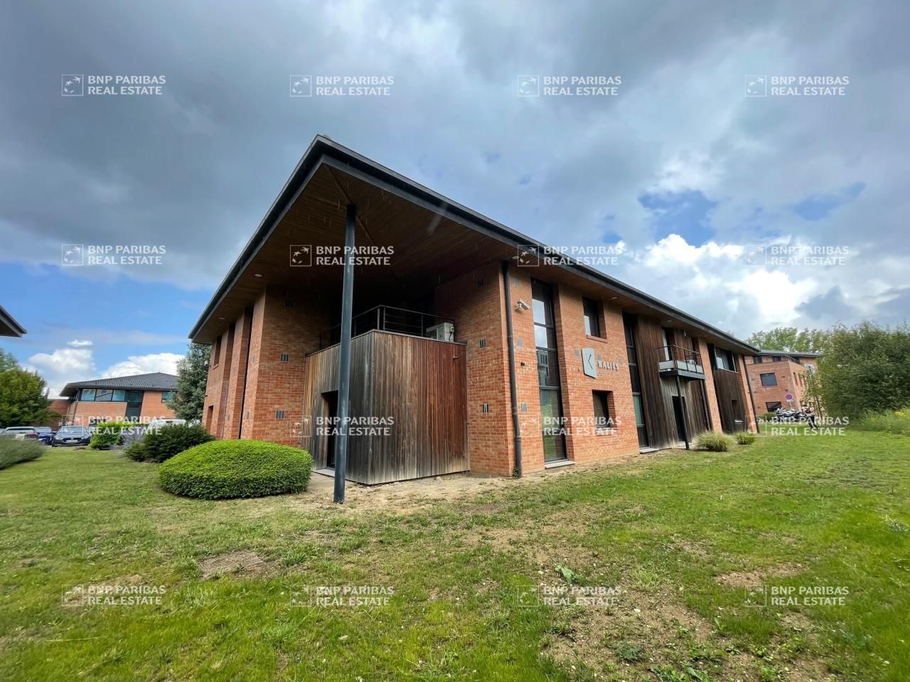 Location Bureaux 780 m² non divisibles 59260 Lezennes