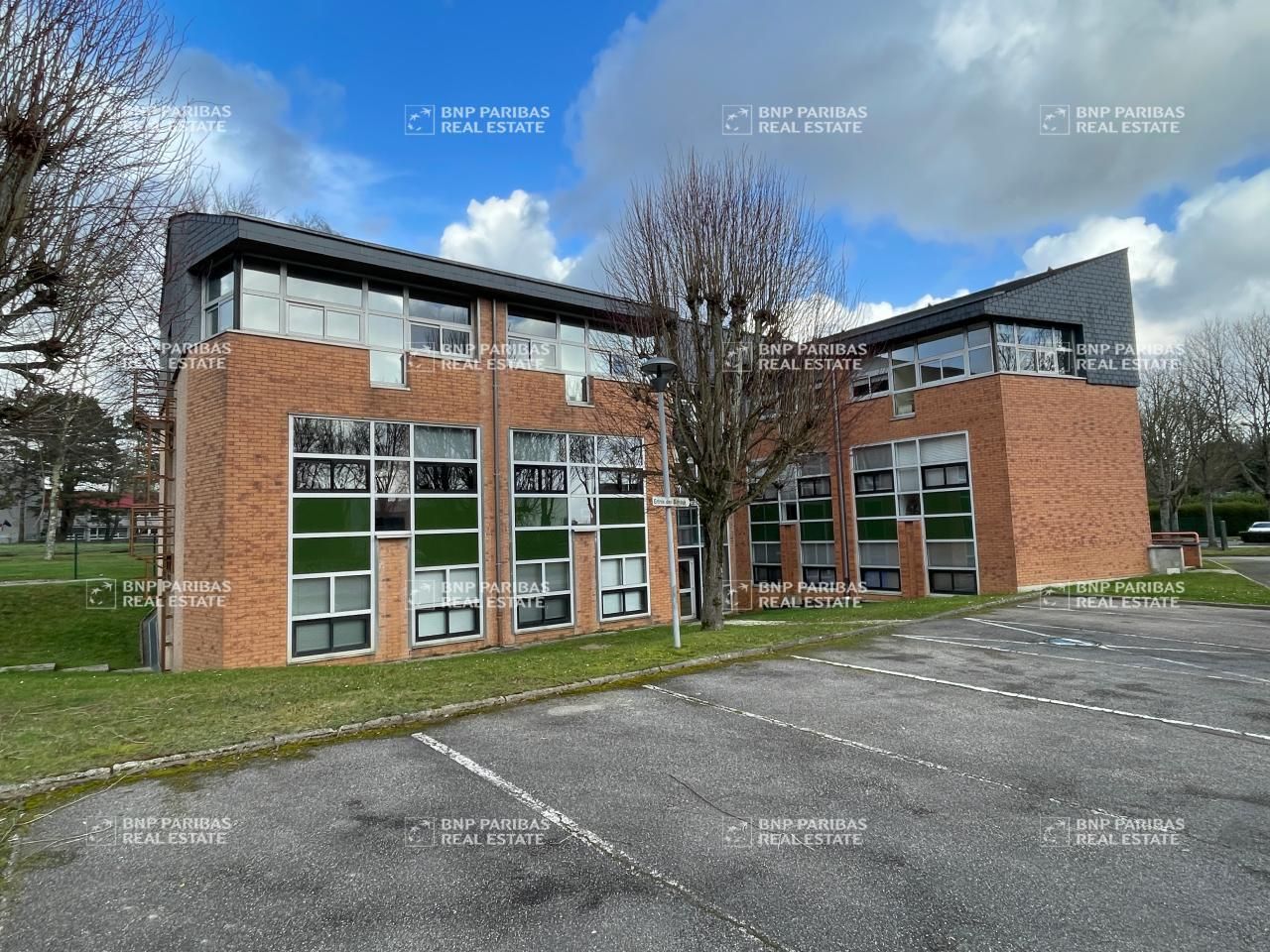 Vente Bureaux 1054 m² non divisibles 76230 Bois-guillaume