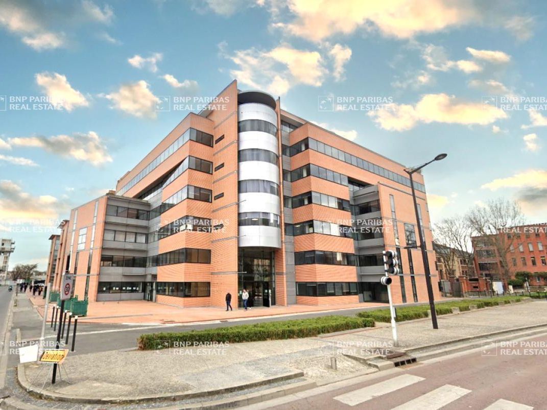 Vente Bureaux 1877.2 m² divisibles 94200 Ivry sur seine