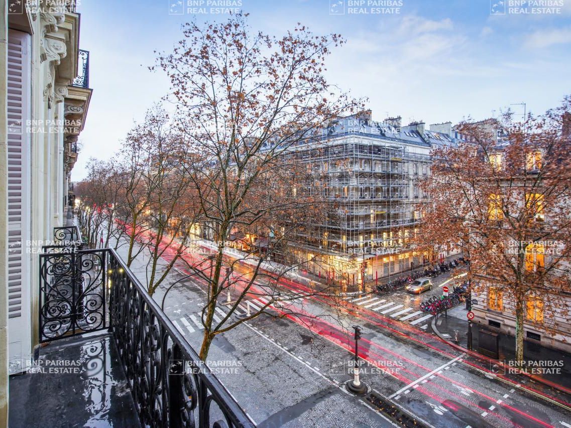 197.4 m² pour ce bureaux en location à Paris