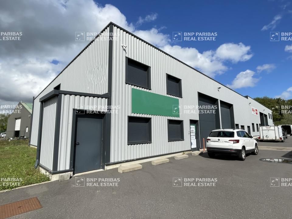 Location Activité 442 m² non divisibles 54700 Atton