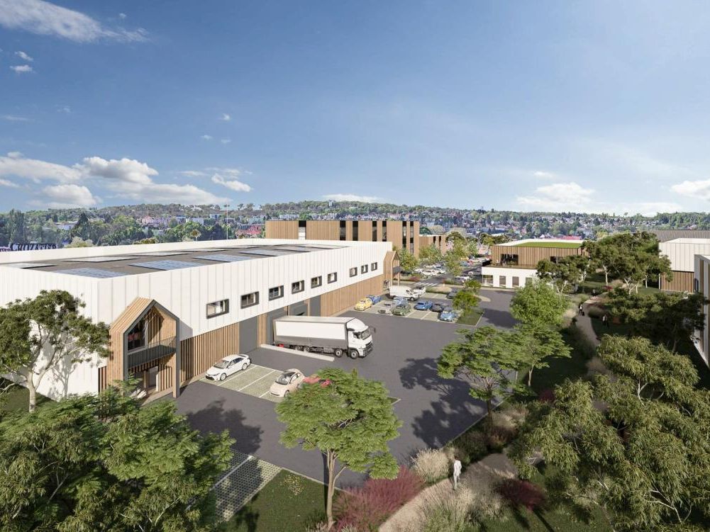 Vente Activité 1866 m² non divisibles 95460 Ézanville