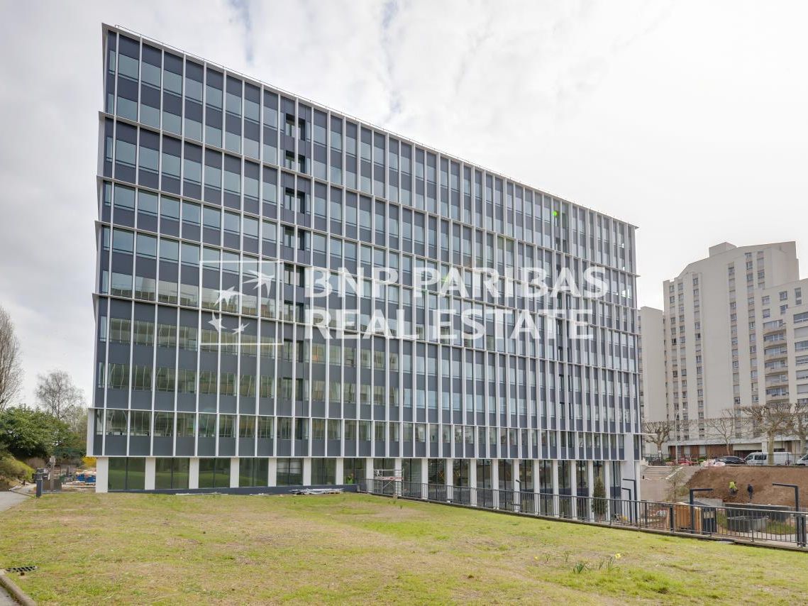 3595 m² pour ce bureaux en location à Courbevoie