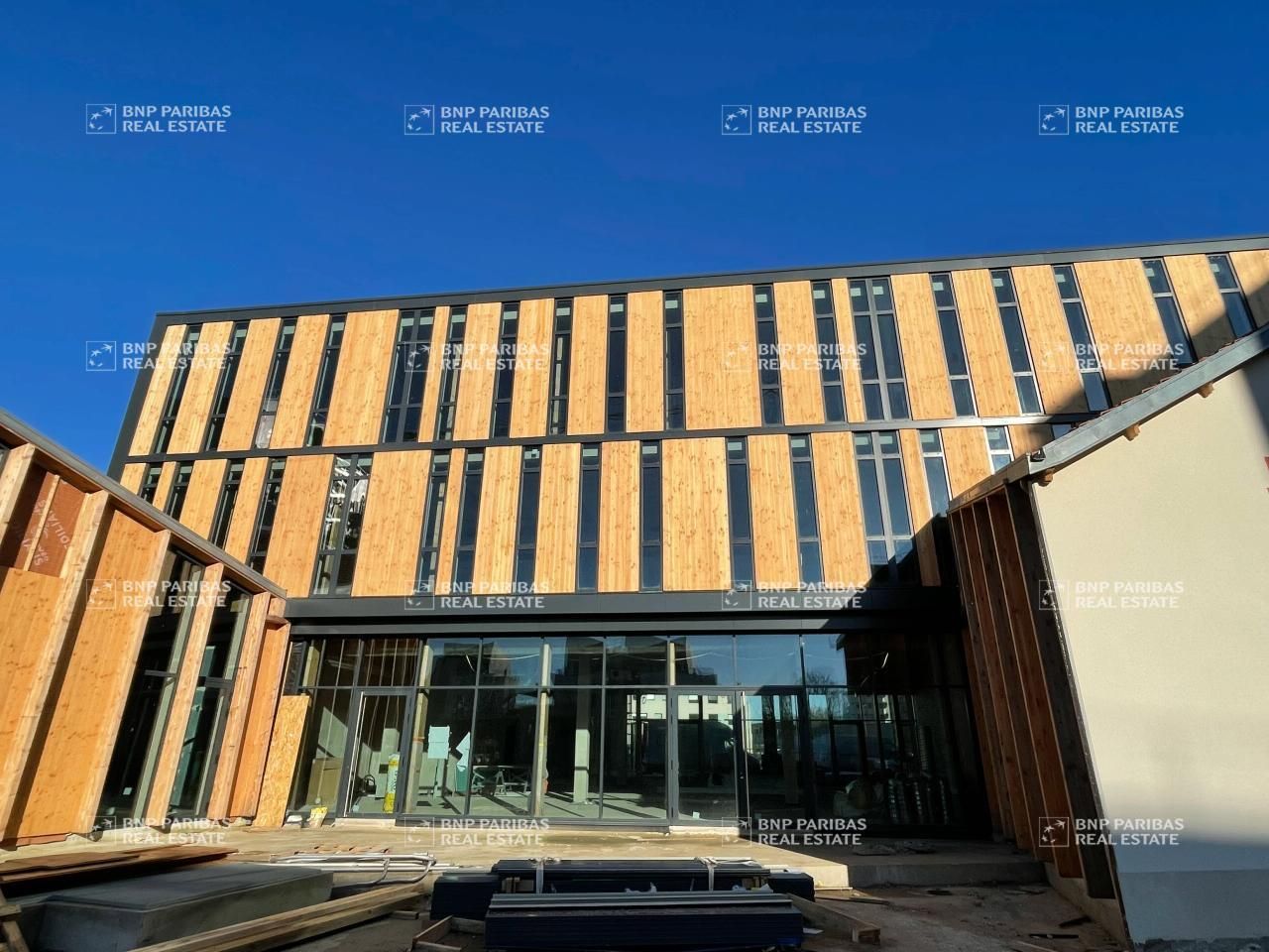 311.25 m² pour ce bureaux en location à Tours