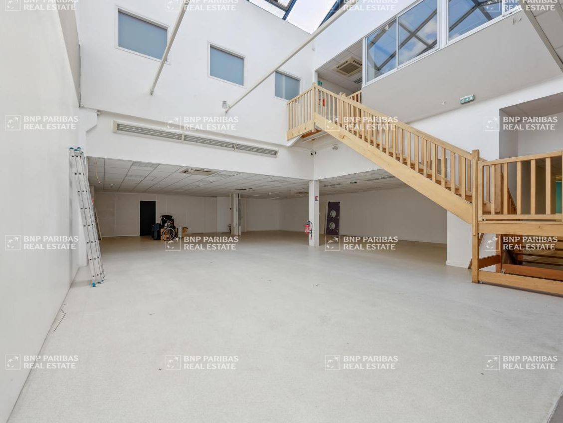 Location PME-PMI 805 m² non divisibles 94350 Villiers-sur-marne