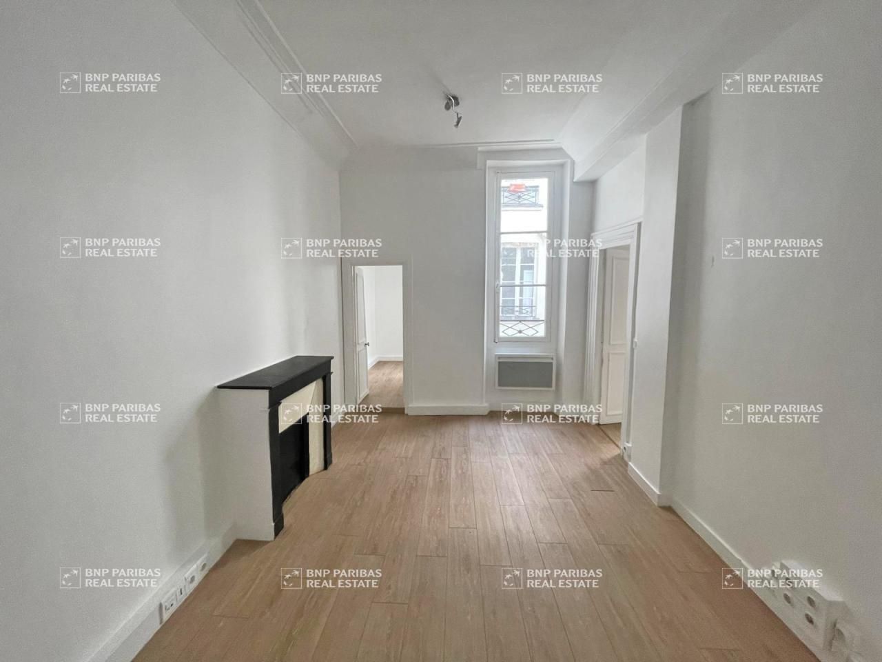 170.77 m² pour ce bureaux en vente à Paris