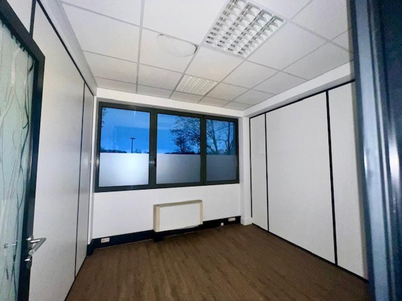 Location Bureaux 541 m² divisibles 92700 Colombes