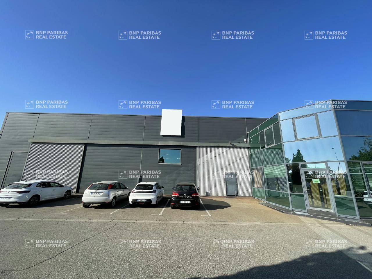 Location Activité 2203 m² non divisibles 31170 Tournefeuille