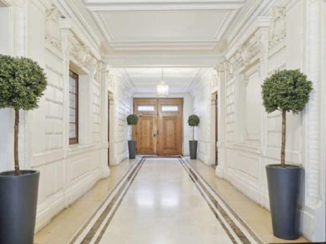 217 m² pour ce bureaux en location à Paris