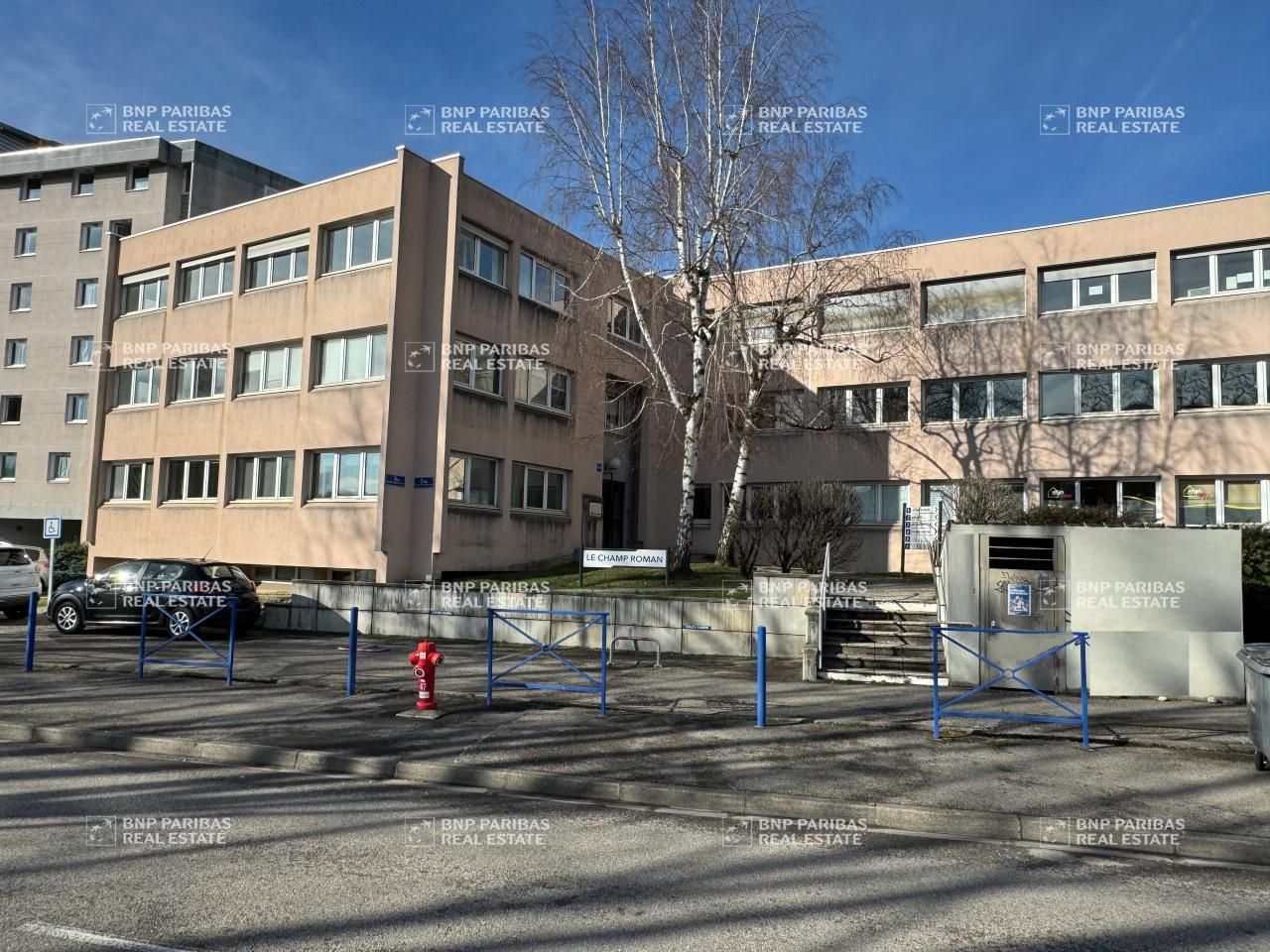 Location Bureaux 335 m² divisibles 38400 Saint-martin-d'hères
