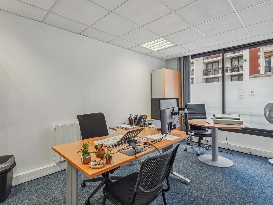 310.21 m² pour ce bureaux en location à Paris