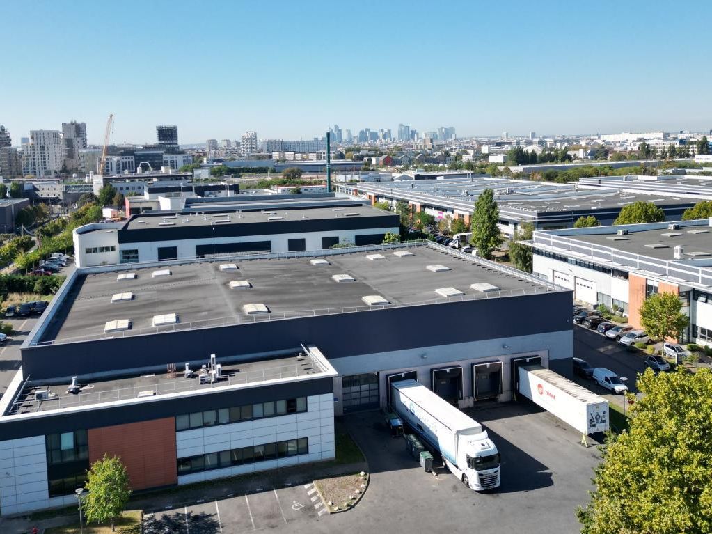 Location PME-PMI 2602 m² non divisibles 92230 Gennevilliers