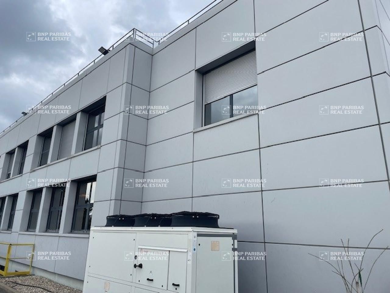 Location Bureaux 6978 m² divisibles 69320 Feyzin