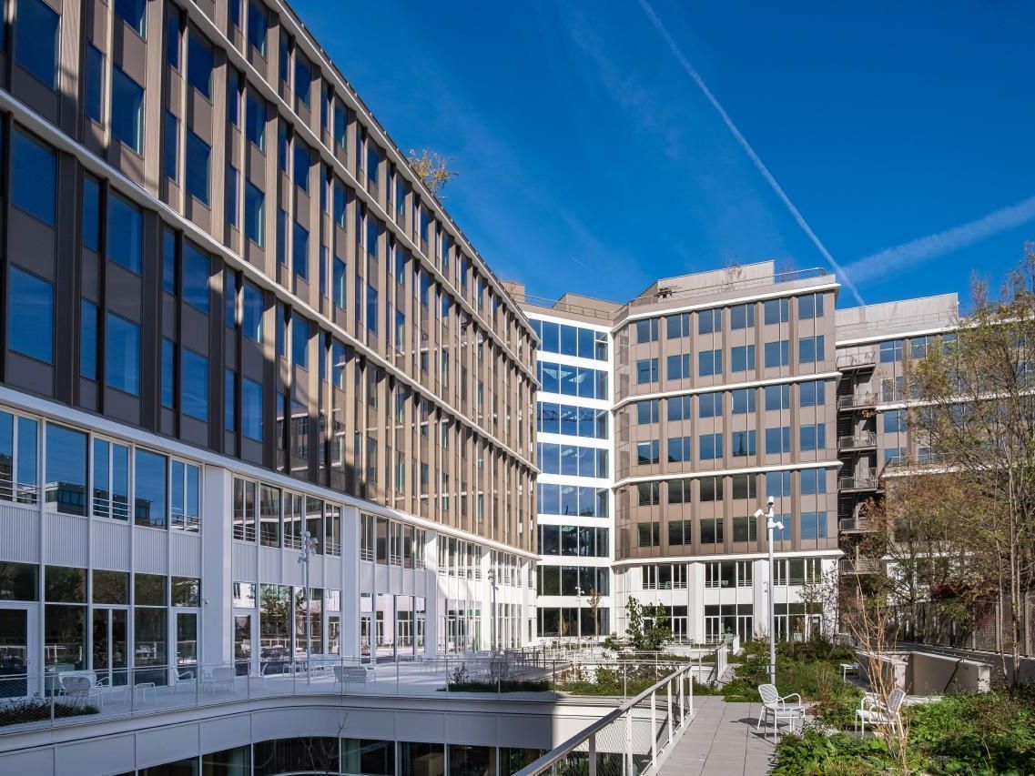 Location Bureaux 355 m² non divisibles 93400 Saint-ouen